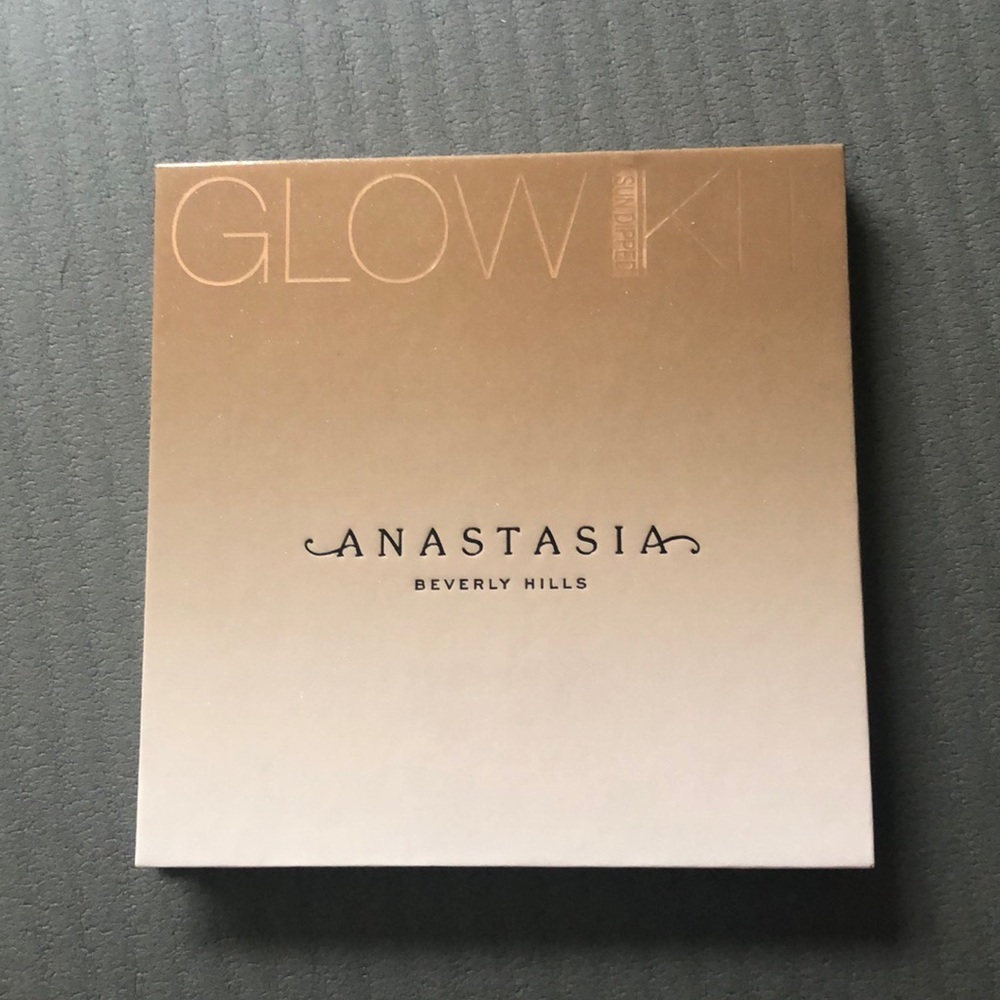 Anastasia Glow Kit